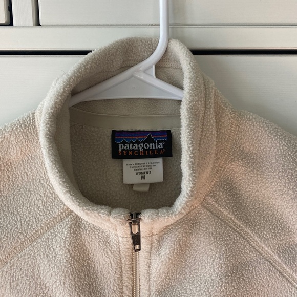 Patagonia Off-White Fleece Vest - Picture 2 of 3